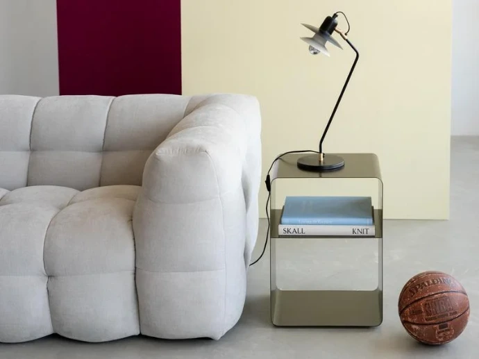 Table d'appoint en métal